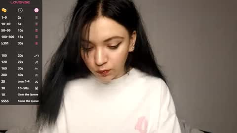 Anica online show from September 2025 03:28:02 PM