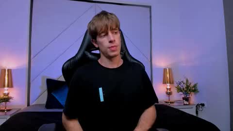 Romeo Ricci online show from January 2026 11:39:02 PM