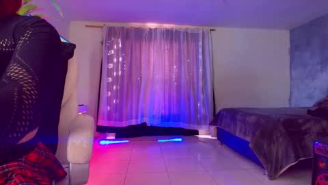 Snapshot of romeocolin_ chatting on March 2026 05:54:01 PM R O M E O online show from March 2026 05:54:01 PM