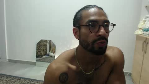 Snapshot of romeocolin_ chatting on March 2026 06:57:01 AM R O M E O online show from March 2026 06:57:01 AM