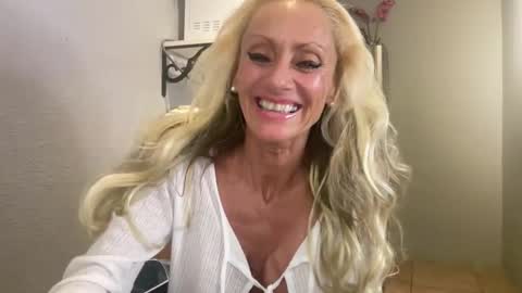 romeodiamond online show from December 2025 02:43:02 AM