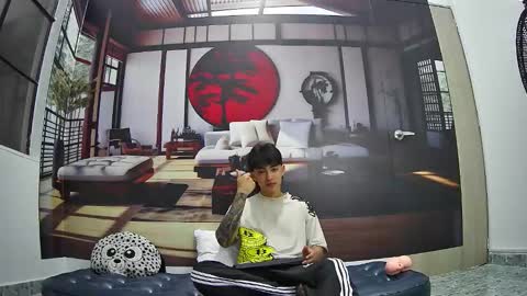 Snapshot of romeomillerr chatting on September 2025 07:41:01 PM Romeo online show from September 2025 07:41:01 PM