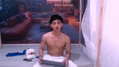 Snapshot of romeomillerr chatting on October 2025 07:44:01 PM Romeo online show from October 2025 07:44:01 PM