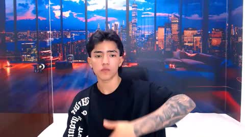 Snapshot of romeomillerr chatting on October 2025 07:03:01 PM Romeo online show from October 2025 07:03:01 PM