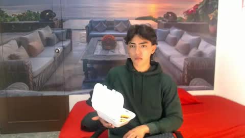 Snapshot of romeomillerr chatting on January 2026 07:17:01 PM Romeo online show from January 2026 07:17:01 PM