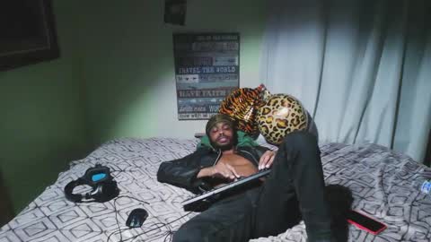 romeotyn online show from October 2025 06:41:02 AM