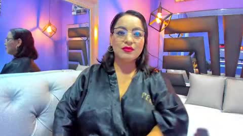 Snapshot of romina017 chatting on October 2025 01:25:02 AM Romi online show from October 2025 01:25:02 AM