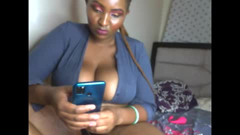 Romina 26 online show from February 2026 11:12:01 PM