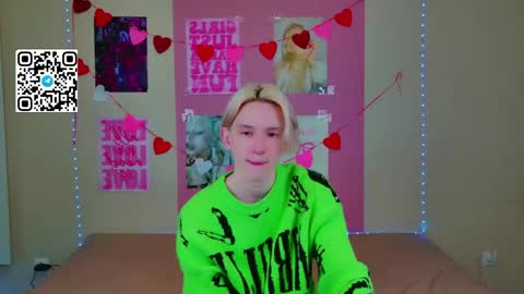 Snapshot of ron_vilss chatting on February 2026 06:10:02 AM Ron online show from February 2026 06:10:02 AM