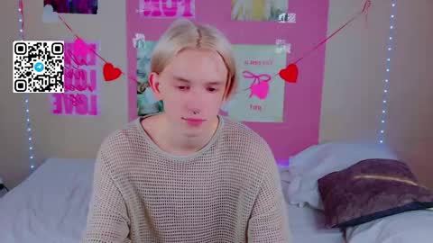 Snapshot of ron_vilss chatting on February 2026 08:13:01 AM Ron online show from February 2026 08:13:01 AM