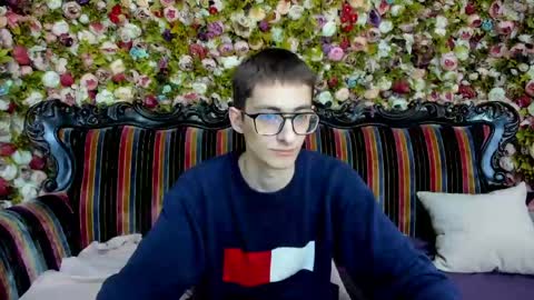 ronbevs online show from May 2026 08:49:02 PM