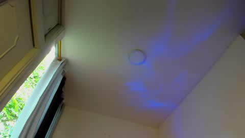 Ronnie 777 online show from October 2025 04:19:02 PM