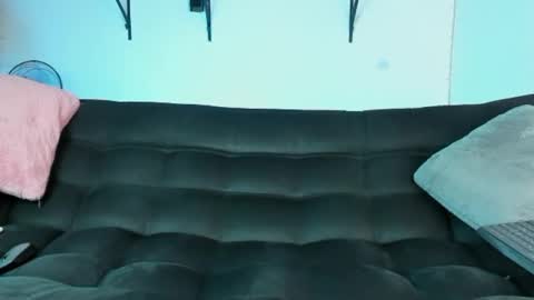 Snapshot of ronnie_fallout chatting on March 2025 10:47:01 PM Ronnie online show from March 2025 10:47:01 PM