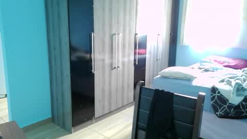 ronny online show from December 2025 03:41:02 PM