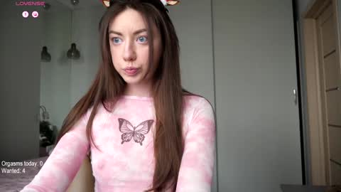 Snapshot of ronny_ponny chatting on December 2024 12:16:02 PM RonnyPonny online show from December 2024 12:16:02 PM