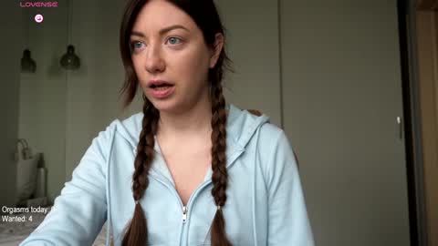 Snapshot of ronny_ponny chatting on February 2025 10:15:02 AM RonnyPonny online show from February 2025 10:15:02 AM