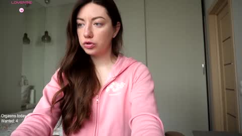 Snapshot of ronny_ponny chatting on February 2025 08:31:01 AM RonnyPonny online show from February 2025 08:31:01 AM