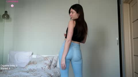 Snapshot of ronny_ponny chatting on February 2025 09:37:01 AM RonnyPonny online show from February 2025 09:37:01 AM