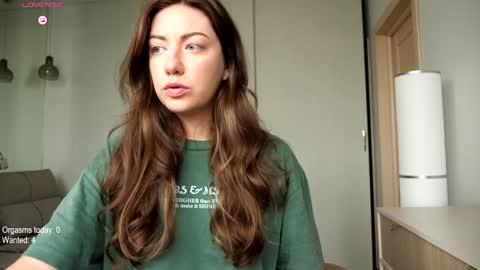 Snapshot of ronny_ponny chatting on September 2025 09:12:02 AM RonnyPonny online show from September 2025 09:12:02 AM