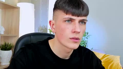 Snapshot of rony_winston chatting on March 2026 01:29:02 PM Rony online show from March 2026 01:29:02 PM