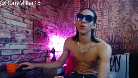 Snapshot of ronymiller_1 chatting on January 2025 02:04:01 PM RonyMiller 1 online show from January 2025 02:04:01 PM