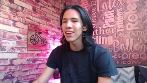 Snapshot of ronymiller_1 chatting on January 2025 03:50:01 PM RonyMiller 1 online show from January 2025 03:50:01 PM