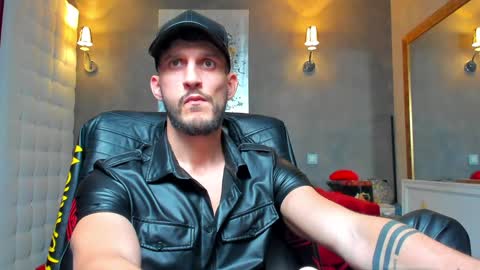Snapshot of ronythemaster chatting on January 2025 09:46:02 PM onlyfans- online show from January 2025 09:46:02 PM
