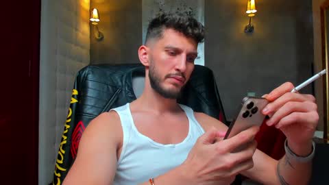 Snapshot of ronythemaster chatting on January 2025 11:06:02 PM onlyfans- online show from January 2025 11:06:02 PM
