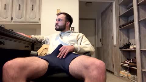 Snapshot of roofguy11 chatting on January 2025 06:36:02 PM roofguy11 online show from January 2025 06:36:02 PM