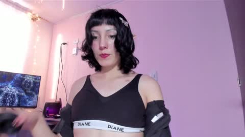 Snapshot of room312_ chatting on December 2024 10:25:02 PM Twelve 3 Inst Twelve 312002 Twitter Room312 2002 online show from December 2024 10:25:02 PM