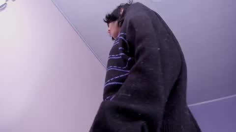 Snapshot of room312_ chatting on March 2025 07:05:02 PM Twelve 3 Inst Twelve 312002 Twitter Room312 2002 online show from March 2025 07:05:02 PM