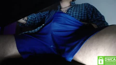 Snapshot of room_hot_x chatting on December 2024 10:33:02 AM ken online show from December 2024 10:33:02 AM