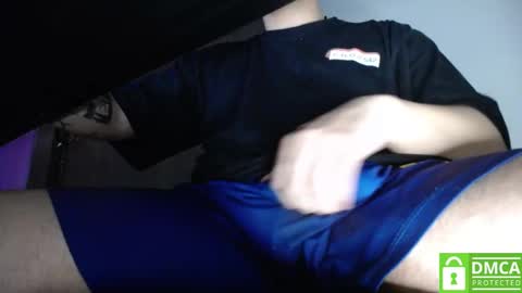 Snapshot of room_hot_x chatting on December 2024 02:57:01 AM ken online show from December 2024 02:57:01 AM