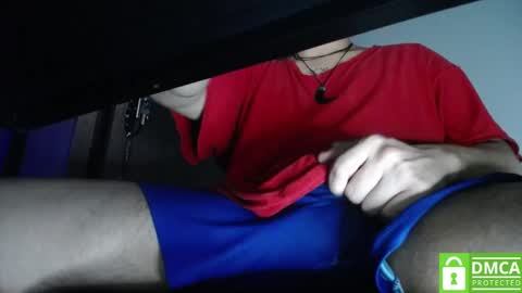 Snapshot of room_hot_x chatting on December 2024 07:05:01 AM ken online show from December 2024 07:05:01 AM