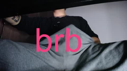 Snapshot of room_hot_x chatting on January 2025 08:26:02 AM ken online show from January 2025 08:26:02 AM