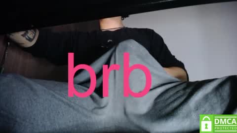 Snapshot of room_hot_x chatting on February 2025 08:43:01 AM ken online show from February 2025 08:43:01 AM