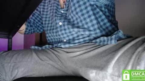 Snapshot of room_hot_x chatting on February 2025 07:59:01 PM ken online show from February 2025 07:59:01 PM