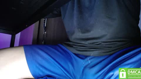 Snapshot of room_hot_x chatting on February 2025 11:10:02 PM ken online show from February 2025 11:10:02 PM