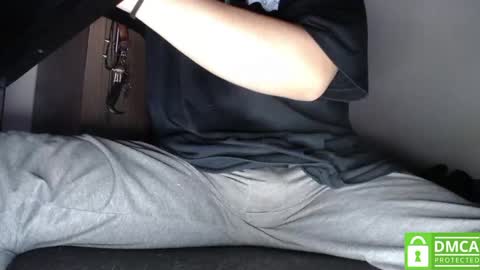 Snapshot of room_hot_x chatting on September 2025 07:08:01 AM ken online show from September 2025 07:08:01 AM