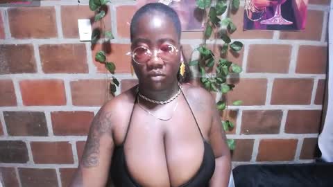 Snapshot of roos_veyker chatting on May 2026 07:07:02 PM roos_veyker online show from May 2026 07:07:02 PM