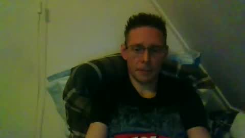 Snapshot of rororober chatting on April 2026 05:26:02 PM rororober online show from April 2026 05:26:02 PM