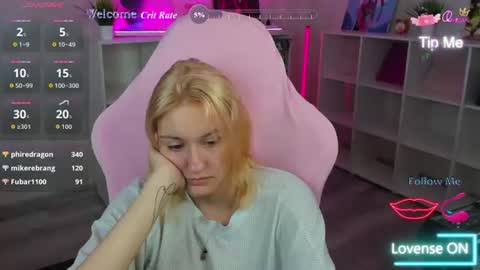 Snapshot of rosa_vaughn chatting on July 2026 12:42:01 PM Viola online show from July 2026 12:42:01 PM