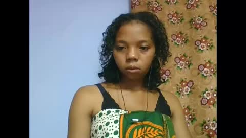 rosah225127 online show from May 2026 05:43:01 PM