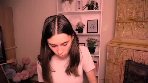 Rose online show from May 2026 06:41:02 AM