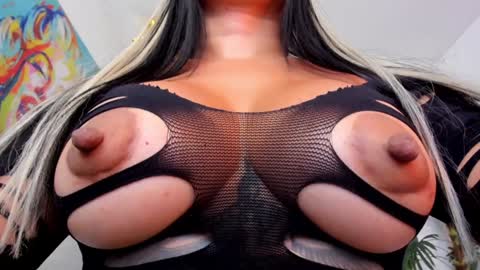 ROSALIA insta rosalia 10hoot online show from January 2025 10:09:01 PM