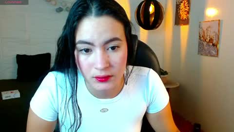 Snapshot of rosaliea chatting on June 2026 04:25:01 AM R O S A L I A online show from June 2026 04:25:01 AM