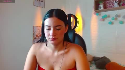 Snapshot of rosaliea chatting on June 2026 04:45:01 AM R O S A L I A online show from June 2026 04:45:01 AM