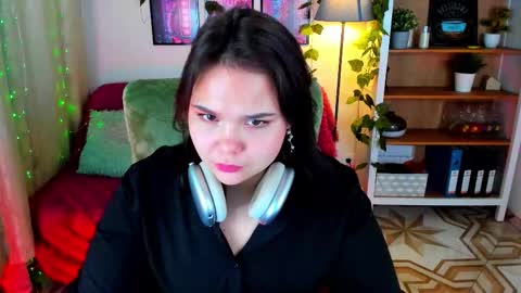 Snapshot of rosalineaslin chatting on February 2026 11:51:01 AM Rosaline online show from February 2026 11:51:01 AM