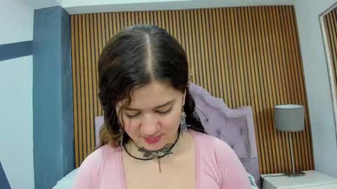 Snapshot of rosalinegrey chatting on September 2025 05:56:01 AM Rosaline Grey online show from September 2025 05:56:01 AM