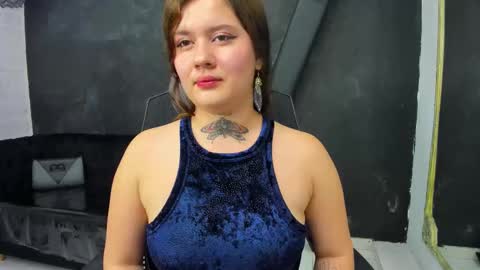 Snapshot of rosalinegrey chatting on October 2025 05:08:01 AM Rosaline Grey online show from October 2025 05:08:01 AM